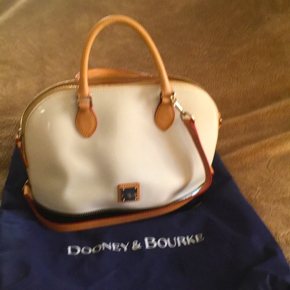 Dooney and Bourke satchel - Picture 1 of 8